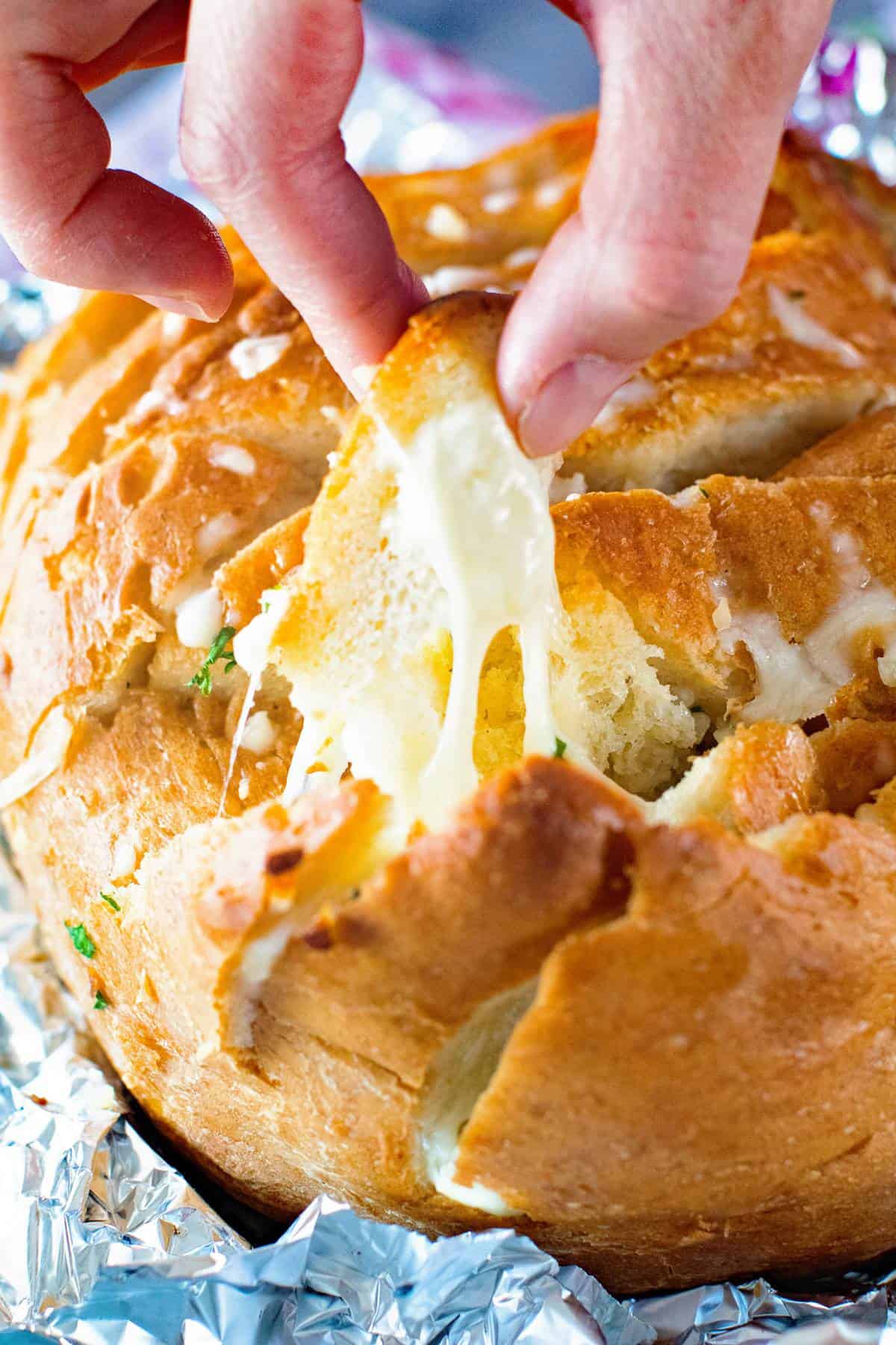 Grilled Cheesy Garlic Pull Apart Bread Cheese Pull