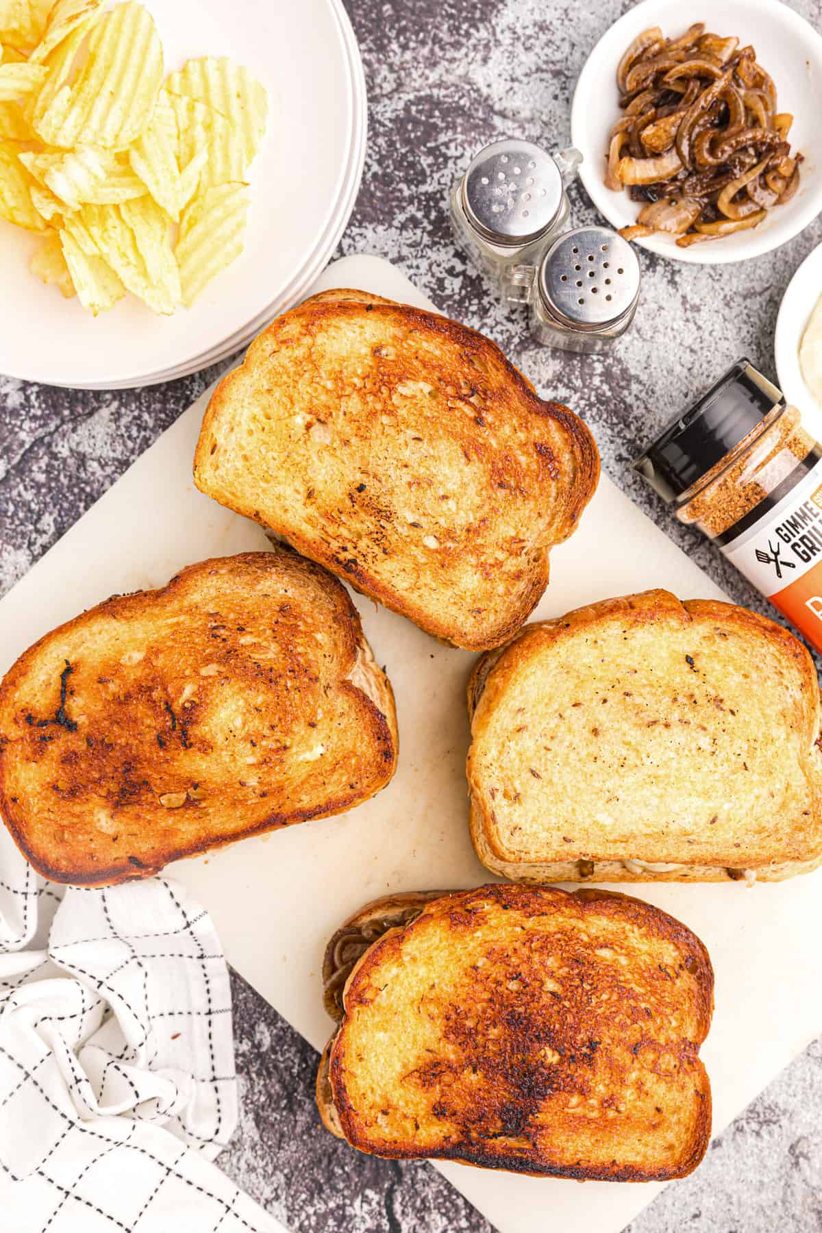 Bread with toasted mayonaise for Blackstone Patty Melt recipe
