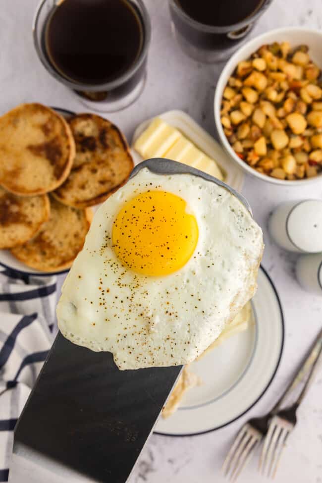 Blackstone Fried Eggs Gimme Some Grilling
