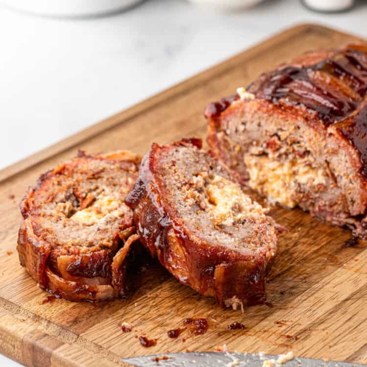 Close square image of Bacon Explosion sliced on cutting board