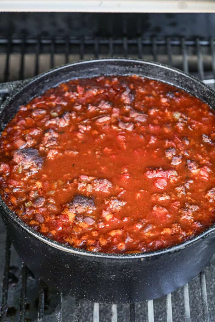 Overhead picture of completed Smoked Chili.